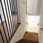 Grand Duplex Climatise Avec Terrasse Face A La