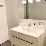 Διαμέρισμα Grand Duplex Climatise Avec Terrasse Face A La *