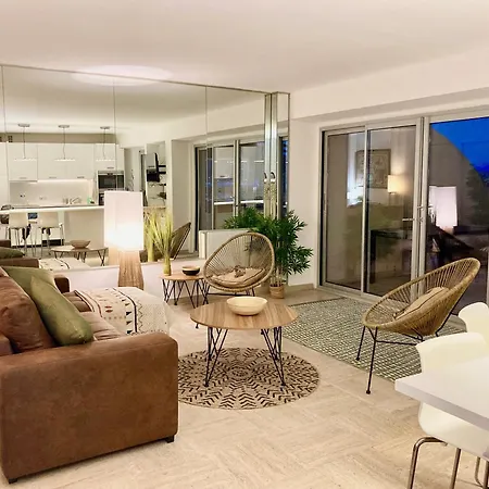 Διαμέρισμα Grand Duplex Climatise Avec Terrasse Face A La